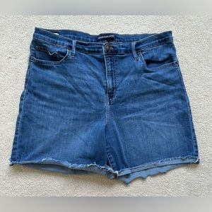 Calvin Klein Jeans - Shorts - Women’s 16